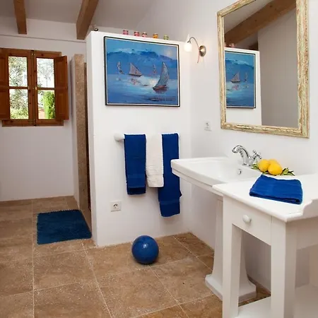 Holiday home Cremat *